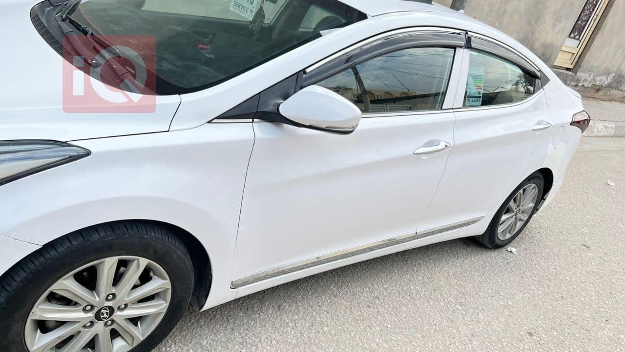 هیوندای ئەلەنترا